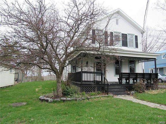 3rd image of 111 Church St