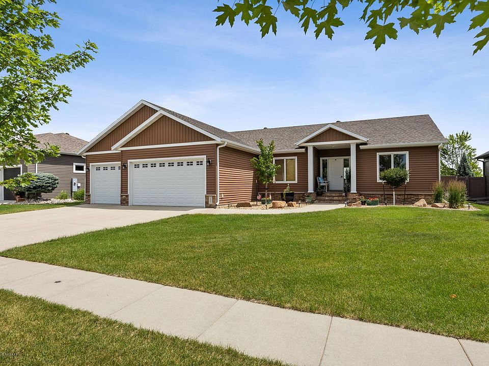 1st image of 3847 Reserve Dr E