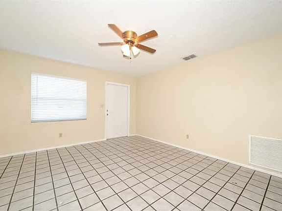 3rd image of 6774 88th Ave