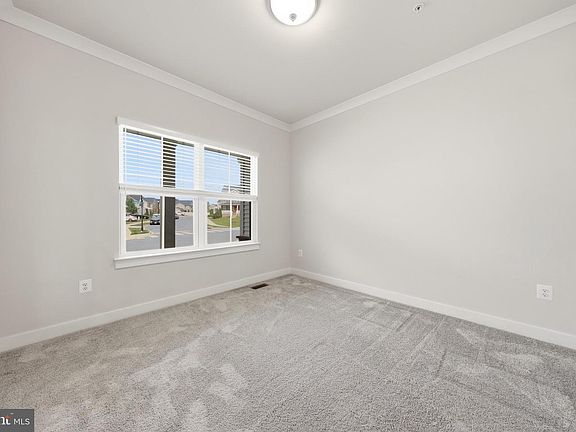 5th image of 4720 Plum Rd