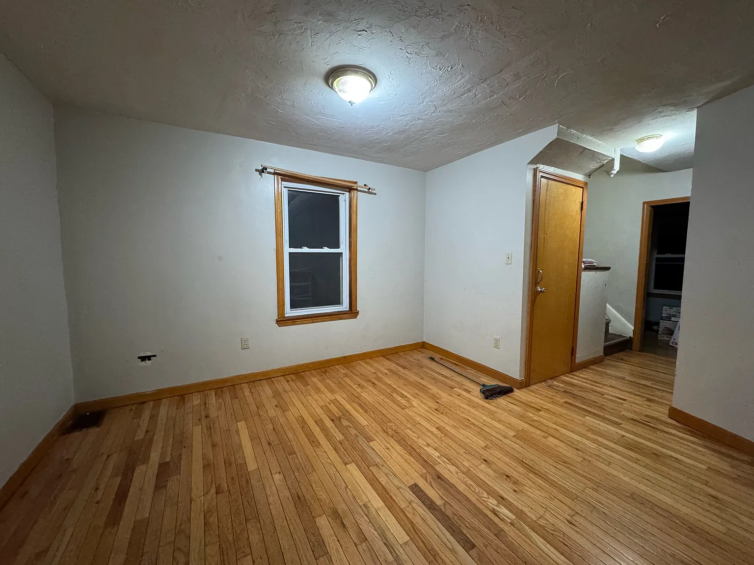 4 bed, 1245 sqft, $3,000 — Photo 3