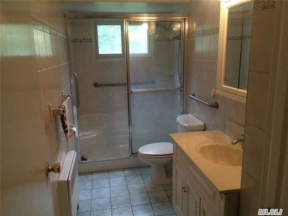 5th image of 40 Grover Ln