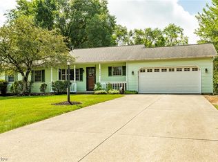 5226 Grafton Rd, Brunswick, OH 44212