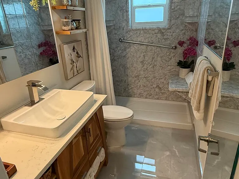 111 SE 3rd Ave #108 — Photo 36