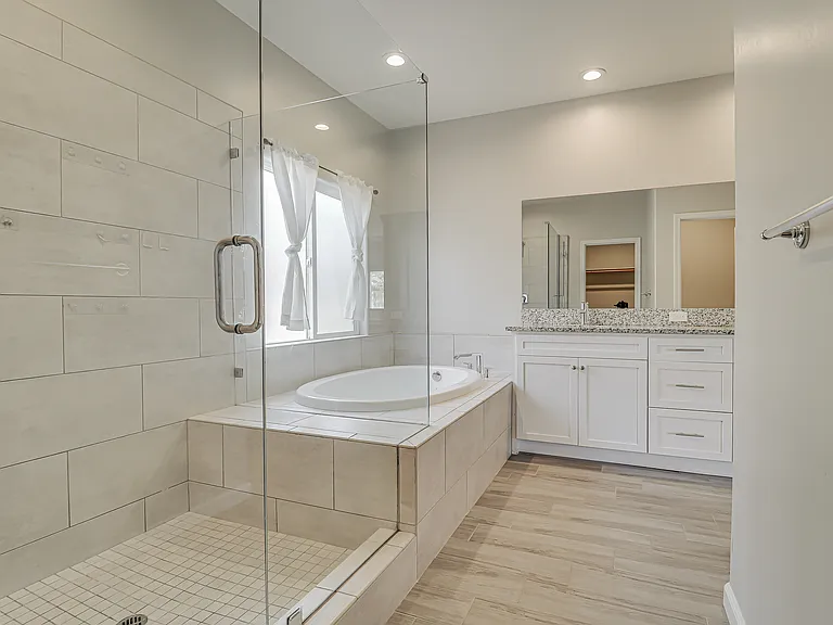 8400 Jean Anne St — Photo 24