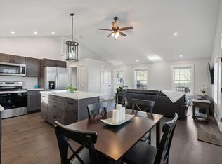 17 Victory Ave, Biddeford, ME 04005