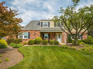 332 Stevenson Cir, Lafayette Hill, PA 19444
