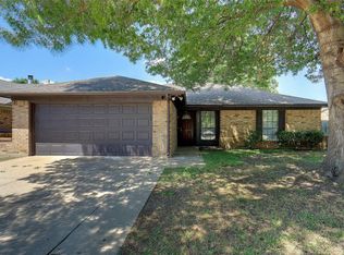 1308 N Creek Dr, Fort Worth, TX 76179