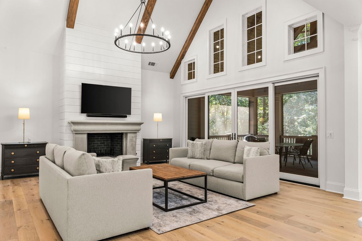 next background image