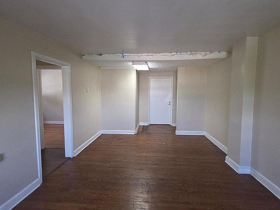 4th image of 9863 Main St Ste 3