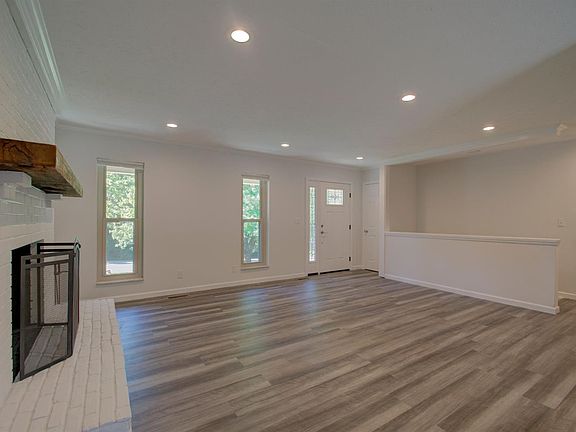 5th image of 5781 Willnean Dr