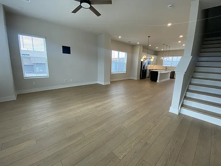 4118 Indiana Ave — Photo 18