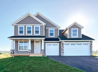 904 Pine Vale Ave, Somerset, WI 54025