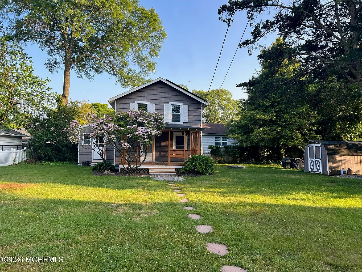 616 Riverside Drive photo 1