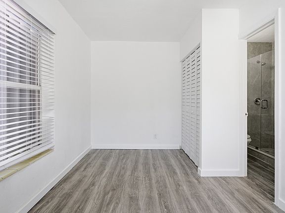 2nd image of 2761 SW 33rd Ct #C