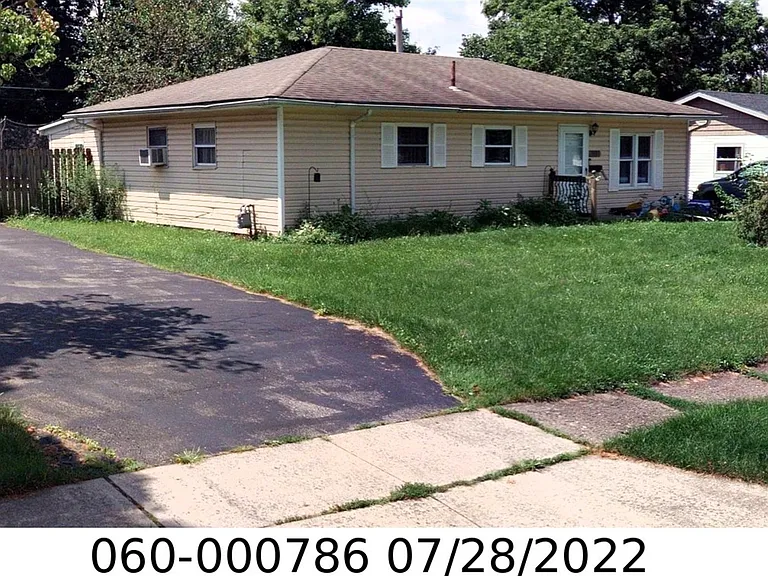 7431 Sabre Ave — Photo 1