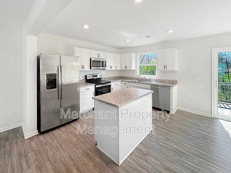 219 Maple Forge Trl — Photo 6
