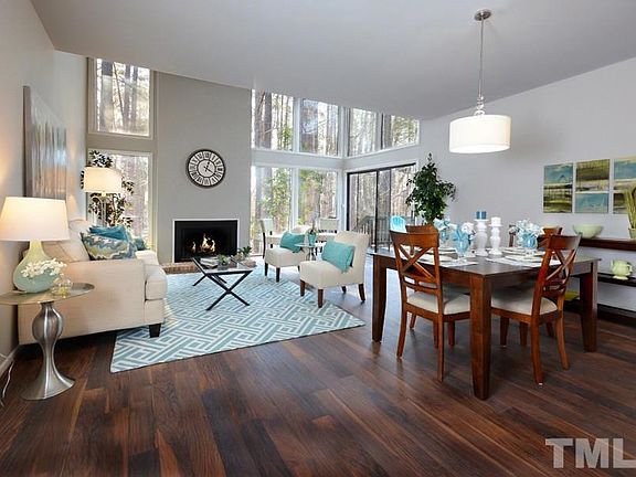 4th image of 712 Constitution Dr Unit A