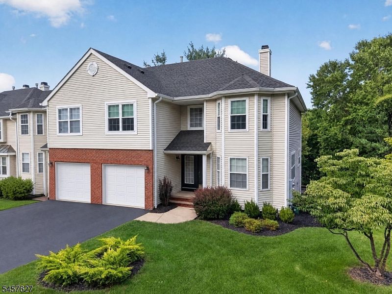 2 Shackamaxon Ter — Beaver Brook Country Club
