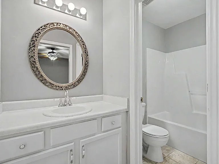 5812 Gentle Wind Dr — Photo 24