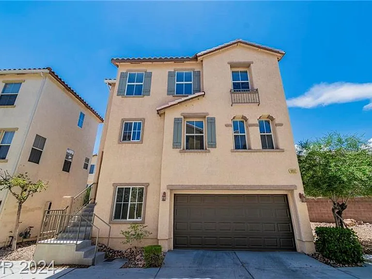 8937 Jennifer Anne Ave — Photo 2