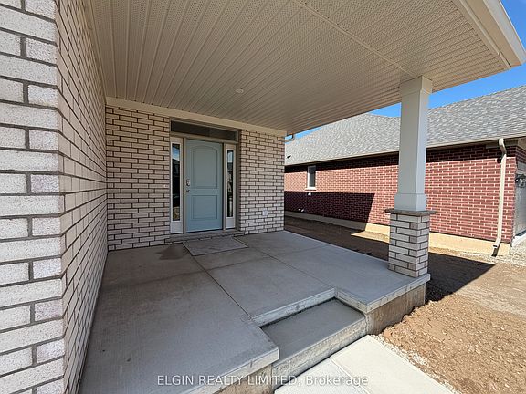 3rd image of 258 Renaissance Dr