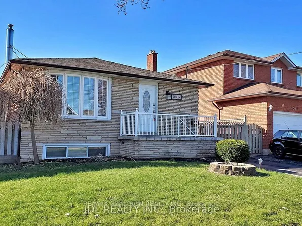 517 Fairleigh Ave, Oshawa, ON L1J 2W7
