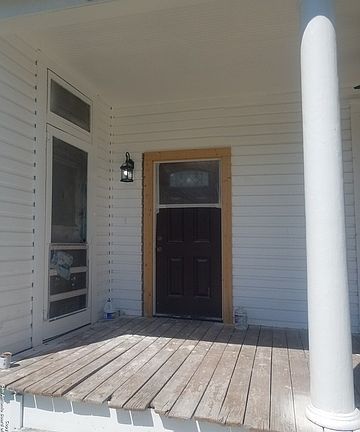 4th image of 521 Hays St