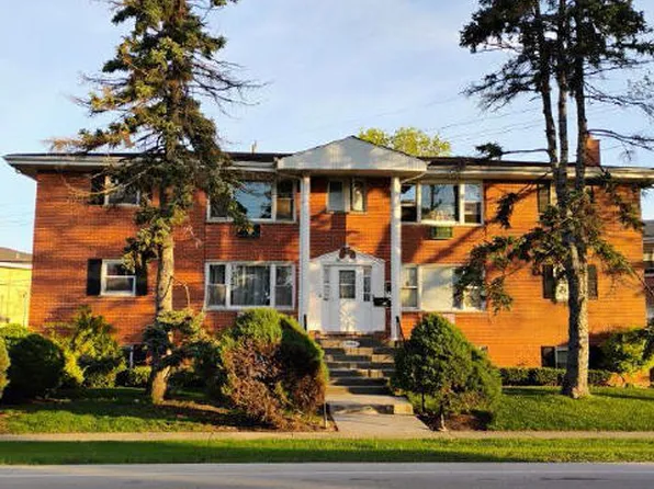 8856 Plainfield Rd, Brookfield, IL 60513