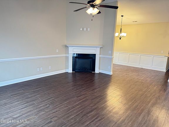 3rd image of 2302 Sweet Bay Dr #A