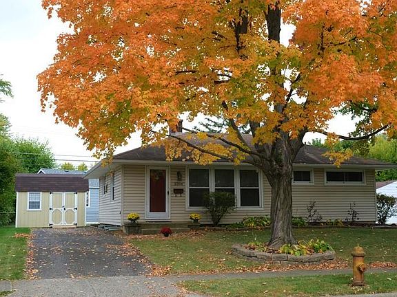 2nd image of 2204 Ashley Dr