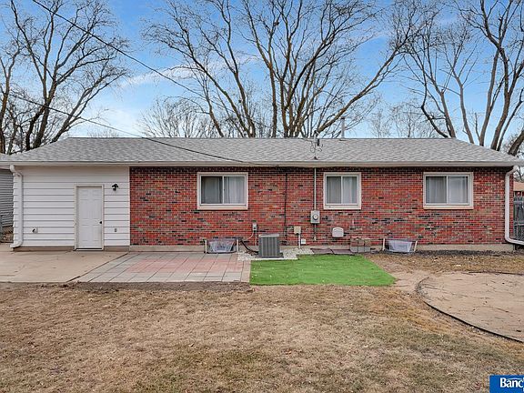 2nd image of 240 Sycamore Dr