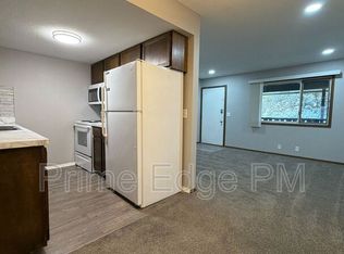 4520 Calvert St #7, Lincoln, NE 68506