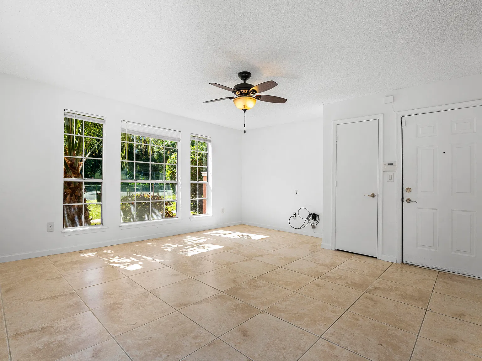 2 bed, 2.0 bath, 948 sqft, $2,500 — Photo 4