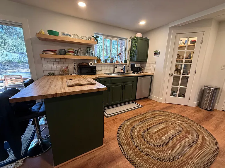 60874 Granite Dr — Photo 8