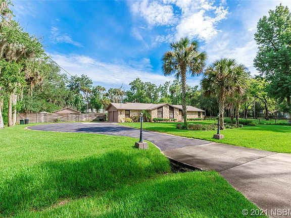 2nd image of 2209 Live Oak Dr