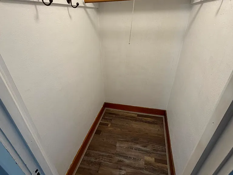 505 Saint Clair St — Photo 1