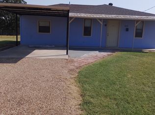 1013 S Reno Rd, Springtown, TX 76082