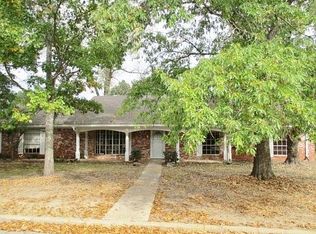 343 McKinnon Dr, Kilgore, TX 75662