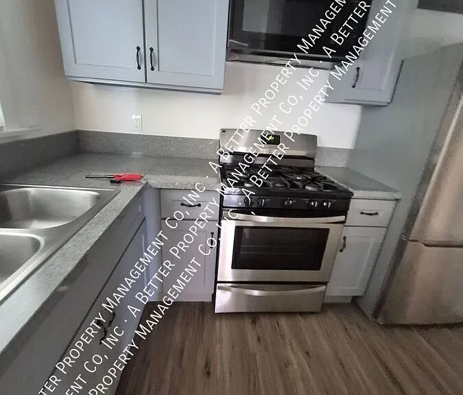 3038 E 3rd St — Photo 1