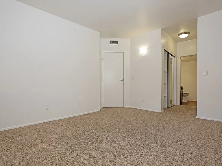 Winterhaven Terrace — Photo 48