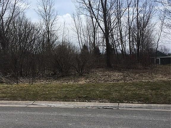 2nd image of 5424 Pinecrest Dr
