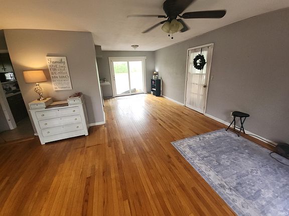 4th image of 1900 Westgate Dr