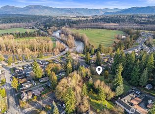 530 N Washington Ave N, Arlington, WA