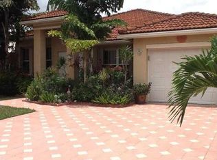 14135 S Cypress Cove Cir, Davie, FL 33325