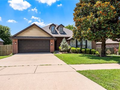 1989 N Batsford Dr, Fayetteville, AR, 72704