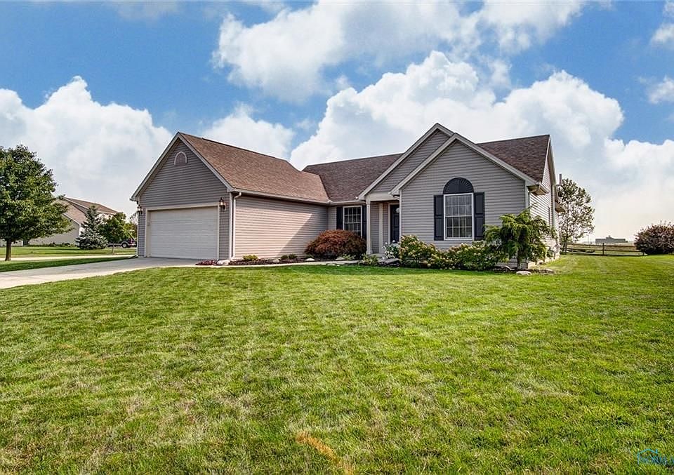 1st image of 1687 Horseshoe Bend Dr