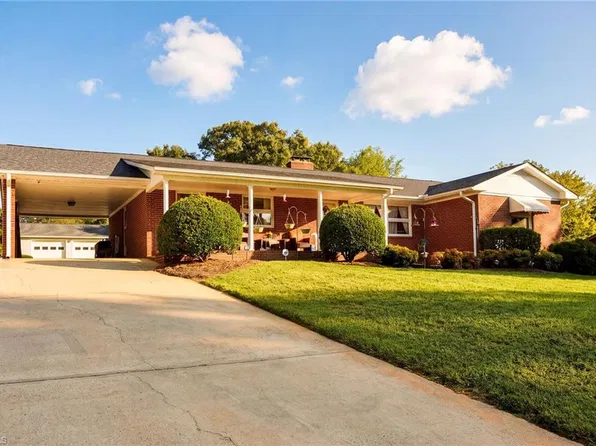 708 Hudson St, Winston Salem, NC 27105