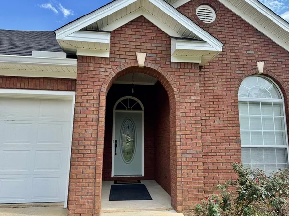 5544 Fairfield Pl, Mobile, AL 36609