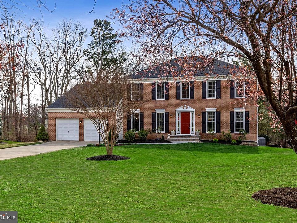 1st image of 354 Butternut Ct